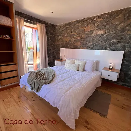 Casa Do Terno Com Piscina 別荘 アルコ・ダ・カリェタ